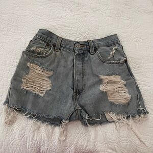 Vintage Levi’s shorts